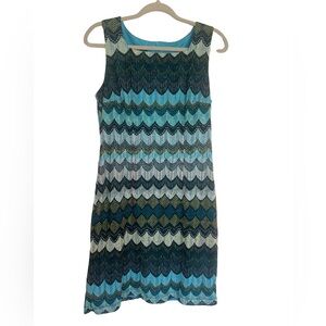 AGB Dress Women’s Size 10 – Multicolor Sleeveless Zigzag Shift Dress | EUC